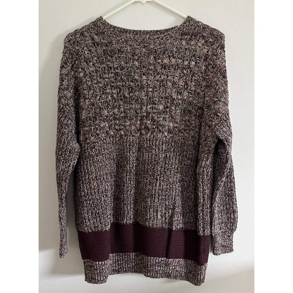 BDG crewneck sweater size XS